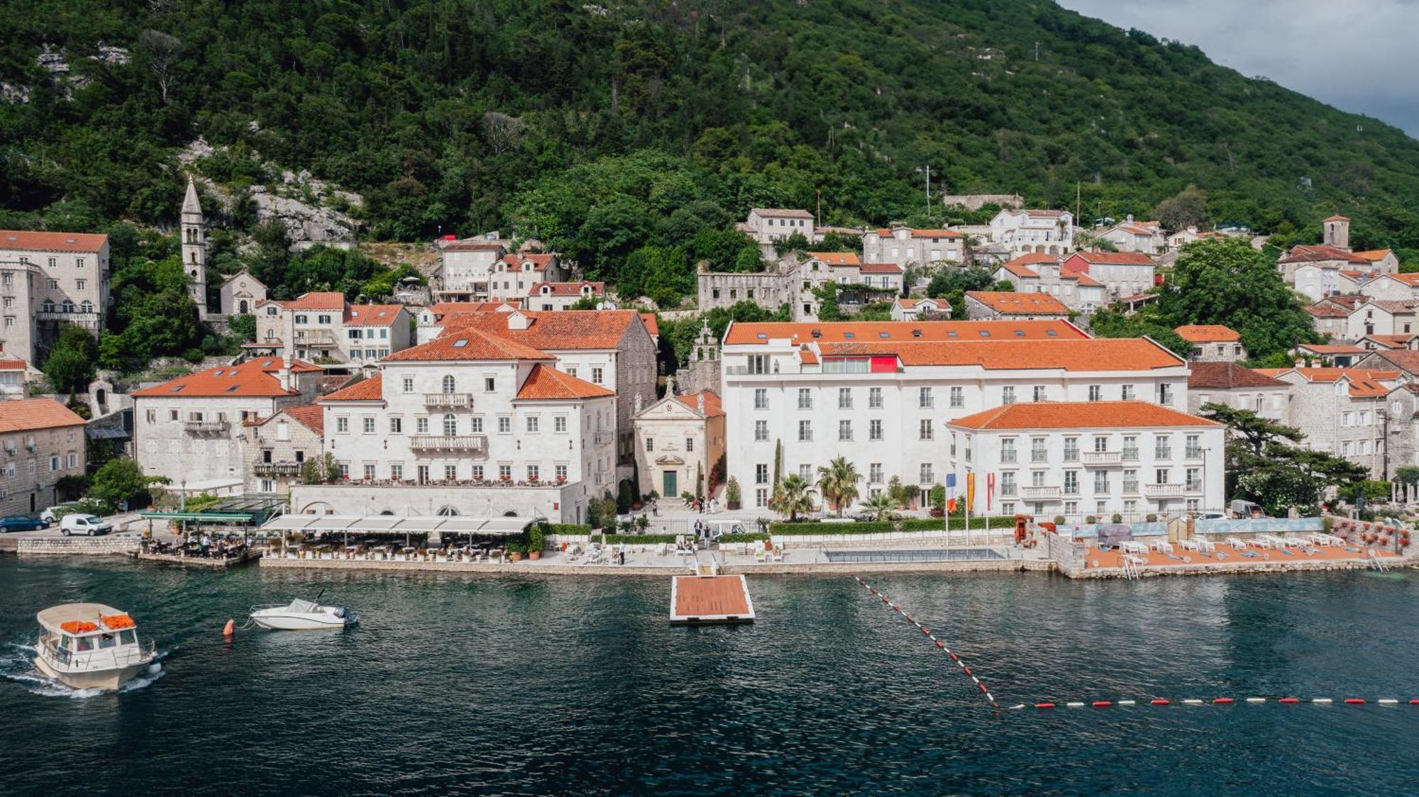 Heritage Grand Perast By Rixos Bagian luar foto